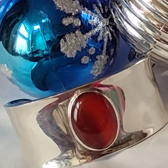 Carnelian Heavy Sterling Silver Bangle - Picture 6 of 12